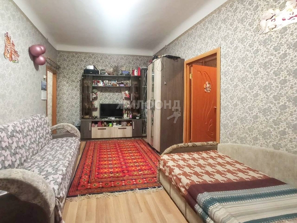 
   Продам 2-комнатную, 39.6 м², Падунская ул, 10

. Фото 2.