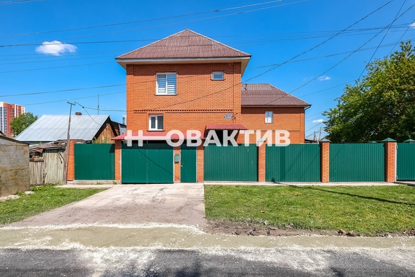 
   Продам дом, 210 м², Новосибирск

. Фото 1.