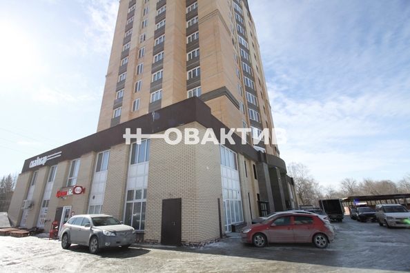 
   Сдам помещение свободного назначения, 76 м², Молодежи б-р, 15

. Фото 1.