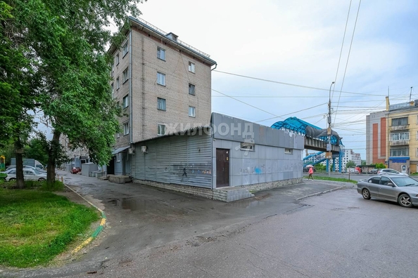 
   Продам 1-комнатную, 31.7 м², Большевистская ул, 151

. Фото 19.