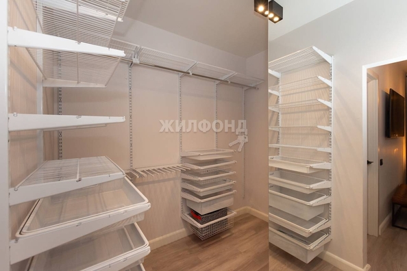 
   Продам 2-комнатную, 75.6 м², Победы ул, 55/1

. Фото 11.