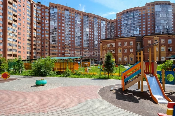 
   Продам 3-комнатную, 81.2 м², Стартовая ул, 1

. Фото 63.