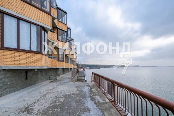 
   Продам 3-комнатную, 58.7 м², Речкуновская зона отдыха МК Сибиряк тер, 4

. Фото 19.