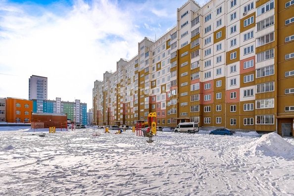 
   Продам 1-комнатную, 37 м², Спортивная ул, 15

. Фото 4.