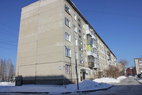 
   Продам 2-комнатную, 43.4 м², Магистральная ул, 53б

. Фото 2.