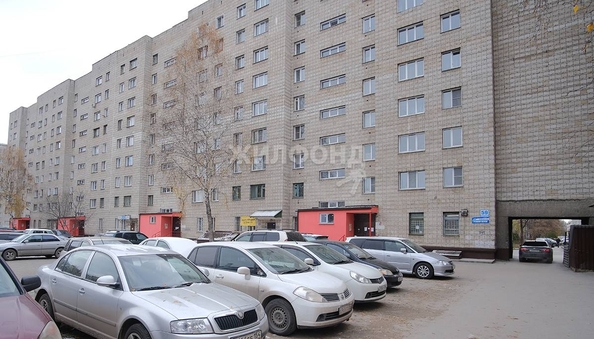 
   Продам 3-комнатную, 60 м², Сибиряков-Гвардейцев ул, 59

. Фото 2.