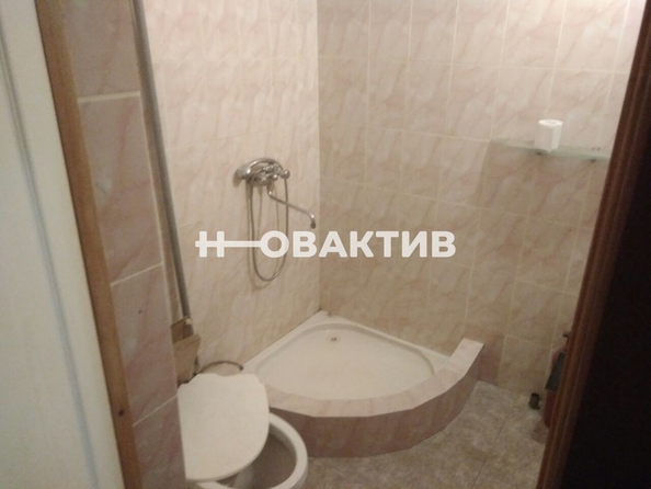 
   Продам помещение свободного назначения, 139.9 м², Дзержинского пр-кт, 6

. Фото 6.