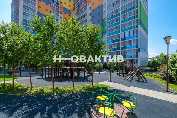 
   Продам 1-комнатную, 36 м², Ясный Берег ул, 6

. Фото 22.