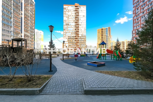 
   Продам 1-комнатную, 36 м², Ясный Берег ул, 6

. Фото 26.