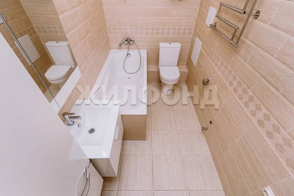 
   Продам 3-комнатную, 80.1 м², 7-й микрорайон, 18

. Фото 6.