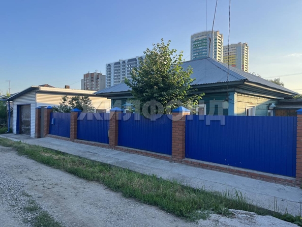 
   Продам дом, 65.2 м², Новосибирск

. Фото 1.