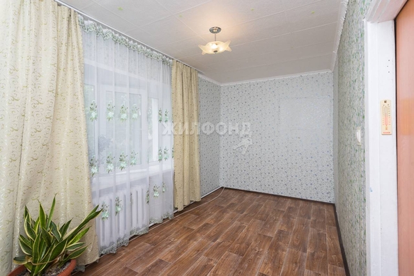 
   Продам 3-комнатную, 49 м², Боровая Партия ул, 4

. Фото 1.