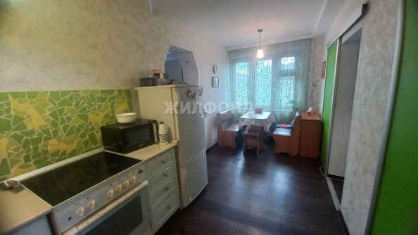 
   Продам дом, 99 м², Новосибирск

. Фото 9.