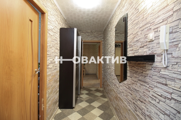 
   Продам 3-комнатную, 59.9 м², Петухова ул, 146

. Фото 23.