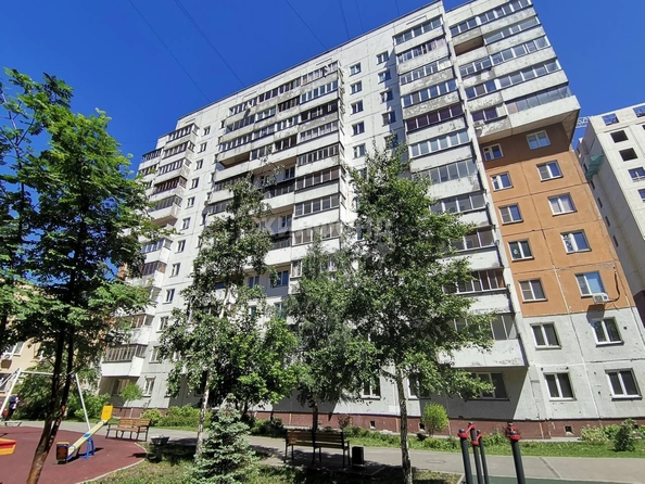 
   Продам 2-комнатную, 51.8 м², Железнодорожная ул, 6

. Фото 1.