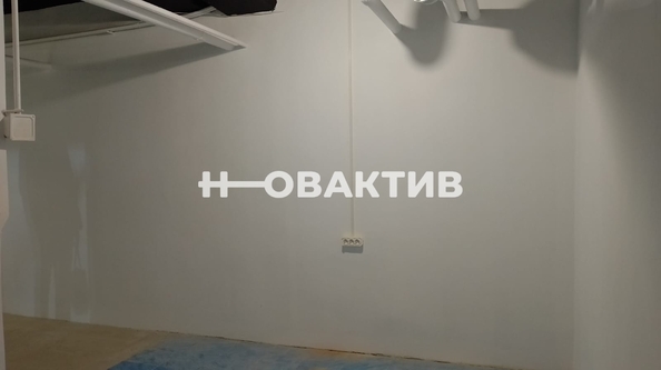 
   Сдам помещение свободного назначения, 35 м², Адриена Лежена ул, 25

. Фото 13.