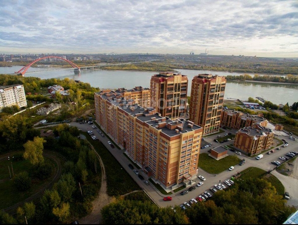 
   Продам 2-комнатную, 42 м², Гэсстроевская ул, 2/1

. Фото 25.