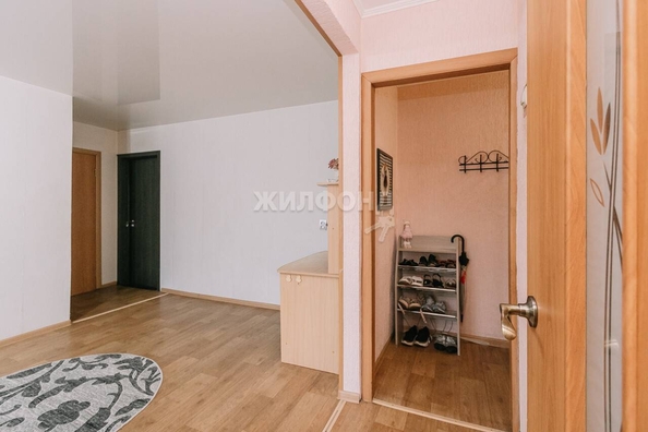 
   Продам 3-комнатную, 57.7 м², Вертковская ул, 12

. Фото 15.