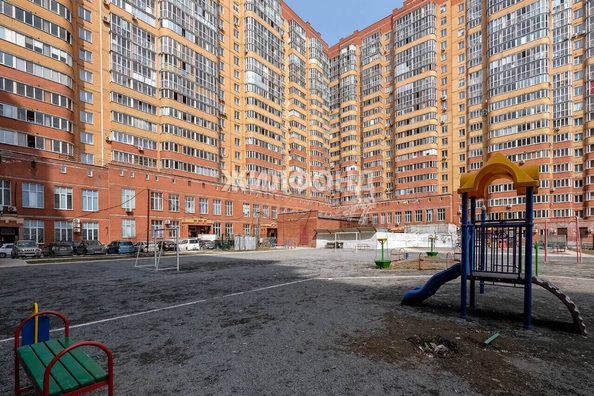 
   Продам студию, 28.6 м², Дуси Ковальчук ул, 238

. Фото 2.