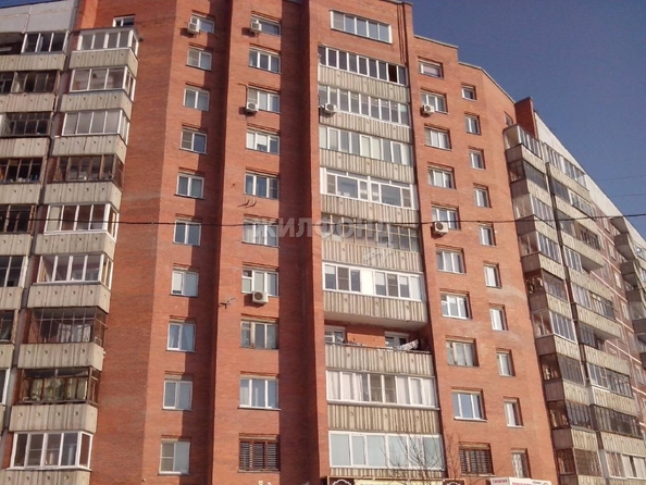 
   Продам 3-комнатную, 85.1 м², Полевая ул, 3

. Фото 3.