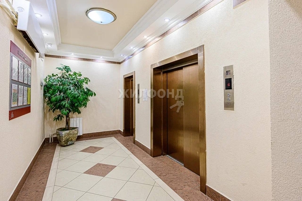 
   Продам 4-комнатную, 143 м², Романова ул, 25

. Фото 41.