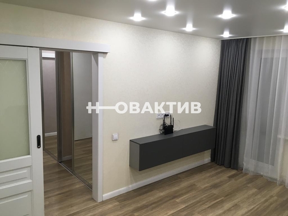 
   Продам 2-комнатную, 44.2 м², Комсомольская ул, 3

. Фото 18.