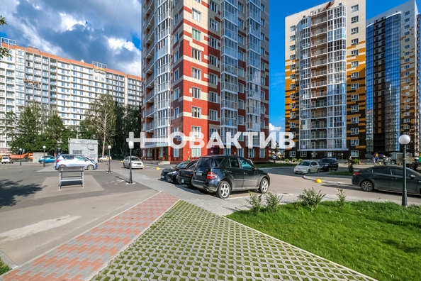 
   Продам 2-комнатную, 55.9 м², Коминтерна ул, 126

. Фото 25.