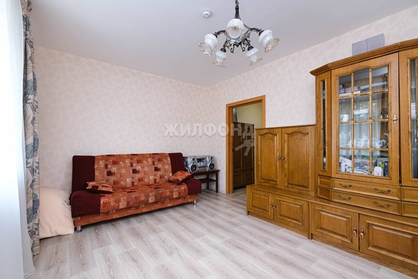 
   Продам 2-комнатную, 60 м², Оловозаводская ул, 15

. Фото 4.