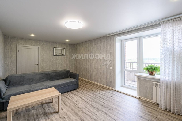 
   Продам 2-комнатную, 58 м², Рассветная ул, 1/1

. Фото 3.