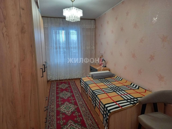 
   Продам 3-комнатную, 62.7 м², Объединения ул, 96/1

. Фото 3.