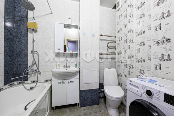 
   Продам 2-комнатную, 40.5 м², Приморская ул, 24

. Фото 14.
