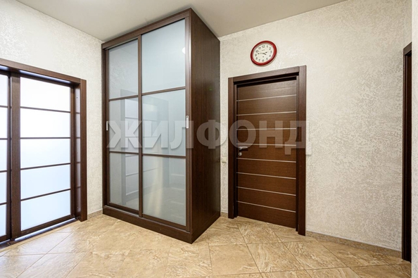 
   Продам 3-комнатную, 117.4 м², Щетинкина ул, 49

. Фото 30.