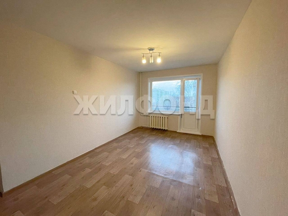 
   Продам 3-комнатную, 60.8 м², Русская ул, 9

. Фото 1.