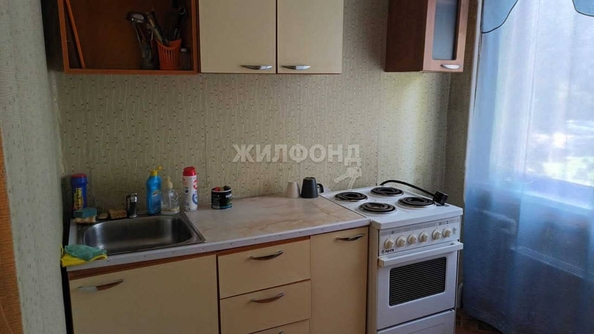 
   Продам 1-комнатную, 28.8 м², Октябрьская ул, 14

. Фото 5.