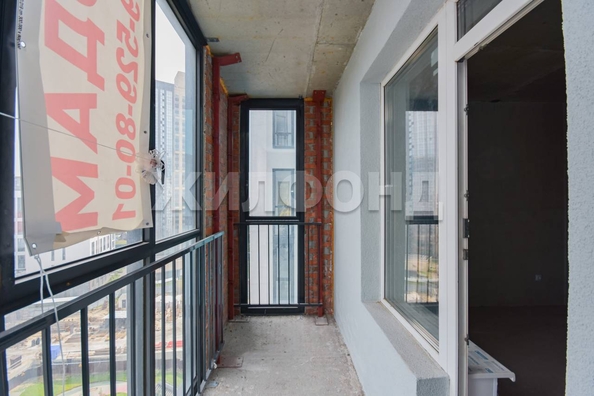 
   Продам 3-комнатную, 71.3 м², Сухарная ул, 109

. Фото 23.