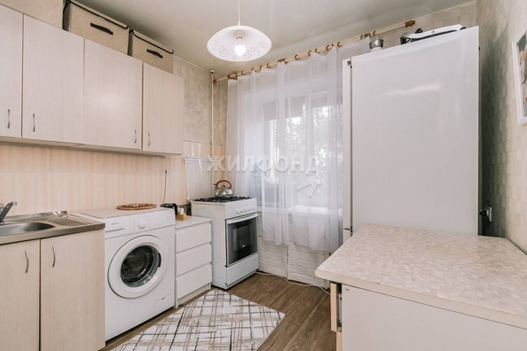 
   Продам 1-комнатную, 27.8 м², Весенняя ул, 16

. Фото 1.