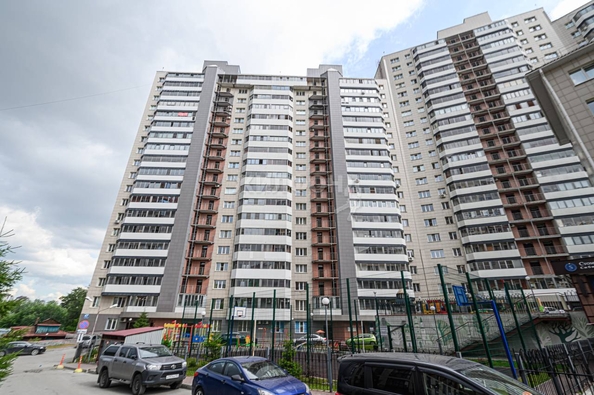 
   Продам 1-комнатную, 51.8 м², Орджоникидзе ул, 47

. Фото 20.