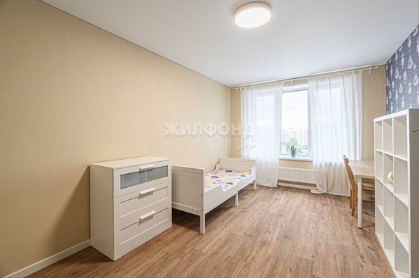 
   Продам 3-комнатную, 66 м², Семьи Шамшиных ул, 89

. Фото 20.