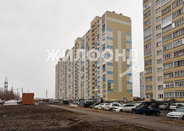 
   Продам 2-комнатную, 42.6 м², Виктора Уса ул, 15

. Фото 12.