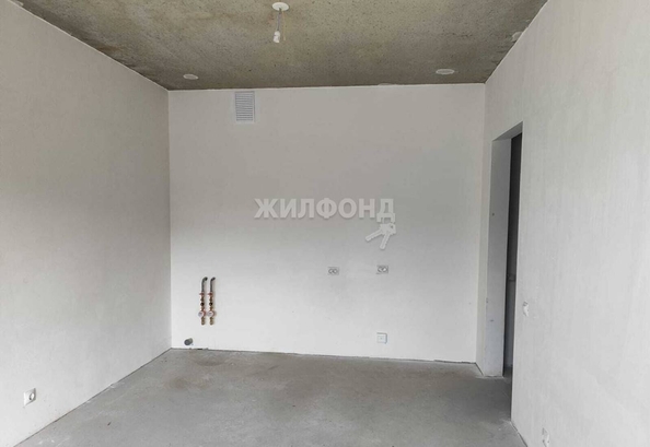 
   Продам студию, 28.6 м², Сибиряков-Гвардейцев ул, 53/9

. Фото 2.