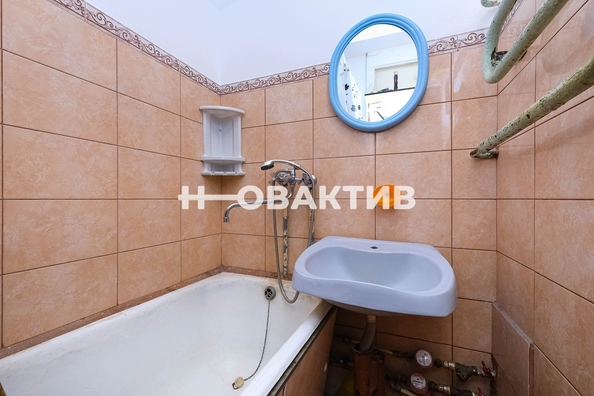 
   Продам 4-комнатную, 61.1 м², Большевистская ул, 2

. Фото 15.