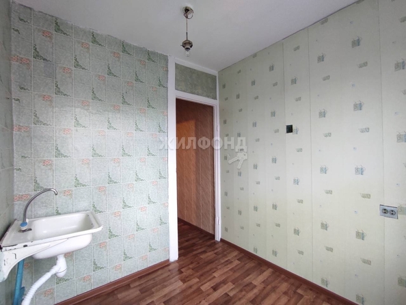 
   Продам 1-комнатную, 29.9 м², Бориса Богаткова ул, 214/1

. Фото 12.