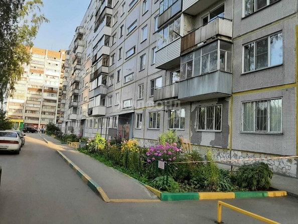 
   Продам 1-комнатную, 30.2 м², Петухова ул, 122

. Фото 12.