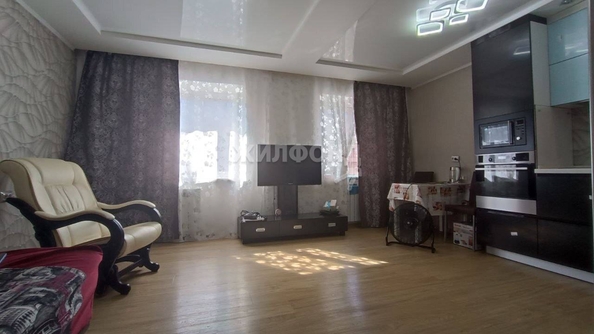 
   Продам 2-комнатную, 43.6 м², Стрижи мкр, 1

. Фото 5.