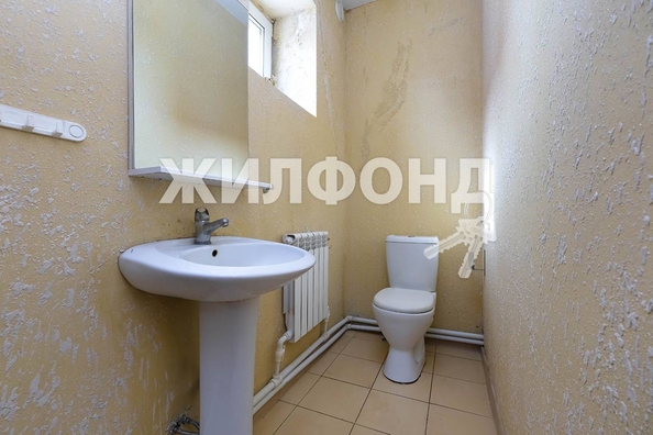 
   Продам дом, 250 м², Новосибирск

. Фото 9.