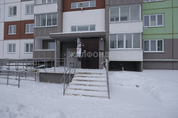 
   Продам 1-комнатную, 40 м², Титова ул, 272

. Фото 10.