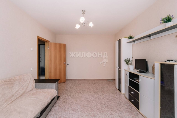 
   Продам 1-комнатную, 32.2 м², Петухова ул, 164

. Фото 10.