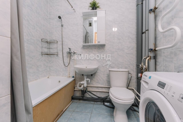 
   Продам 1-комнатную, 32.2 м², Петухова ул, 164

. Фото 17.