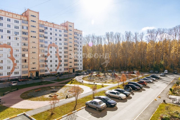 
   Продам 1-комнатную, 32.2 м², Петухова ул, 164

. Фото 23.