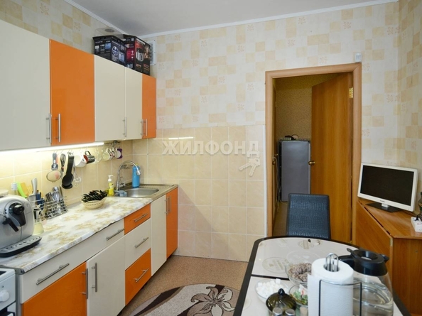 
   Продам 2-комнатную, 53 м², В. Высоцкого ул, 42/3

. Фото 5.